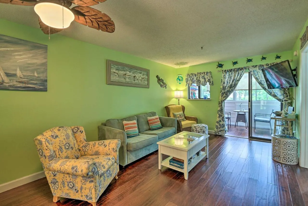 Colorful Hilton Head With And Pool Access! * Hilton Head Island