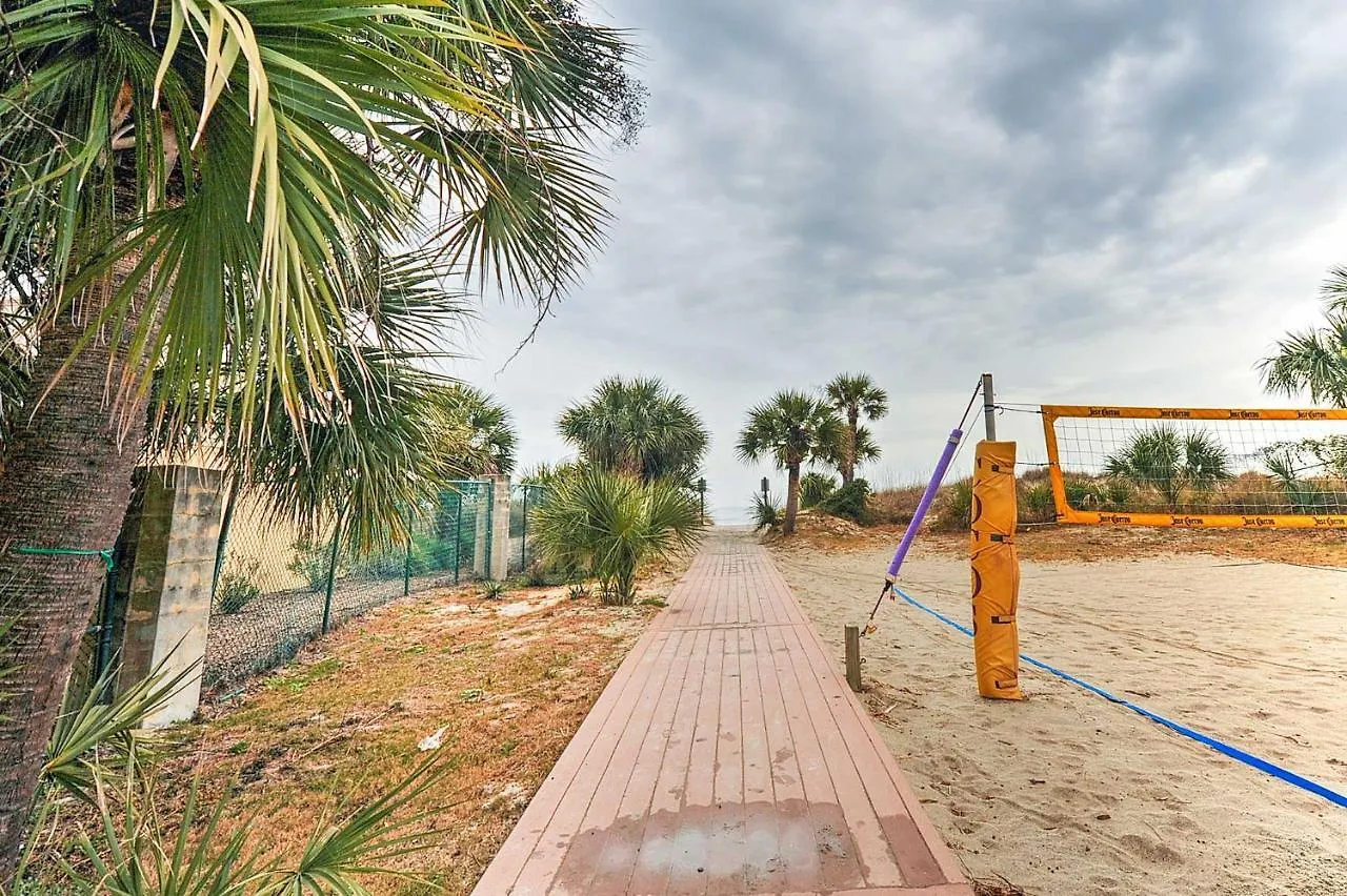 Hilton Head With Amenities Walk To Beach! Apartment