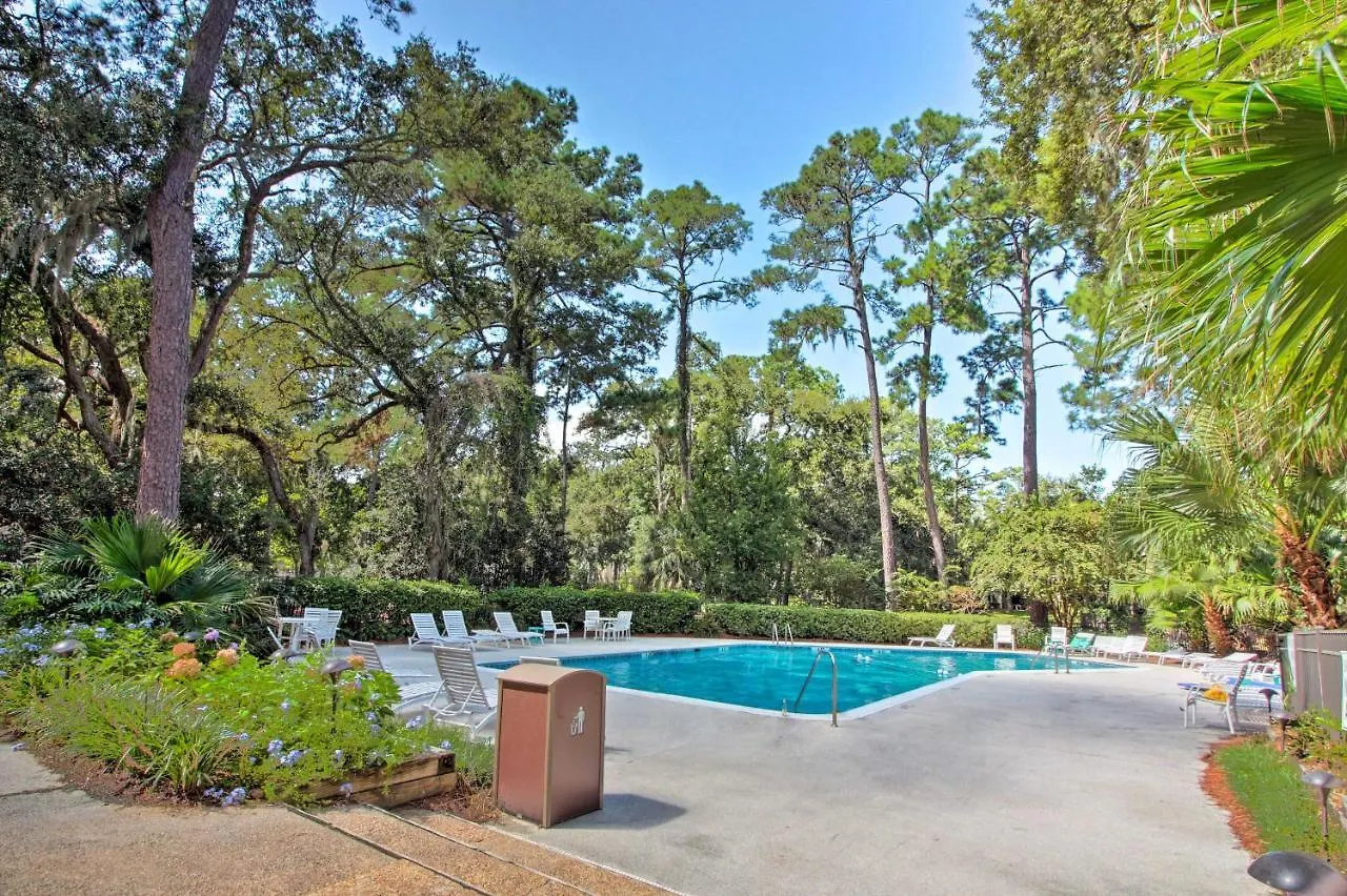 With Golf Course Views, Walk To Harbour Town! Hilton Head Island