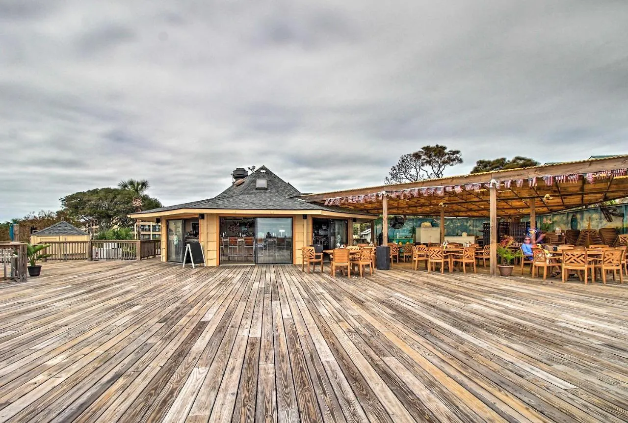 Hilton Head With Private Access Apartment *