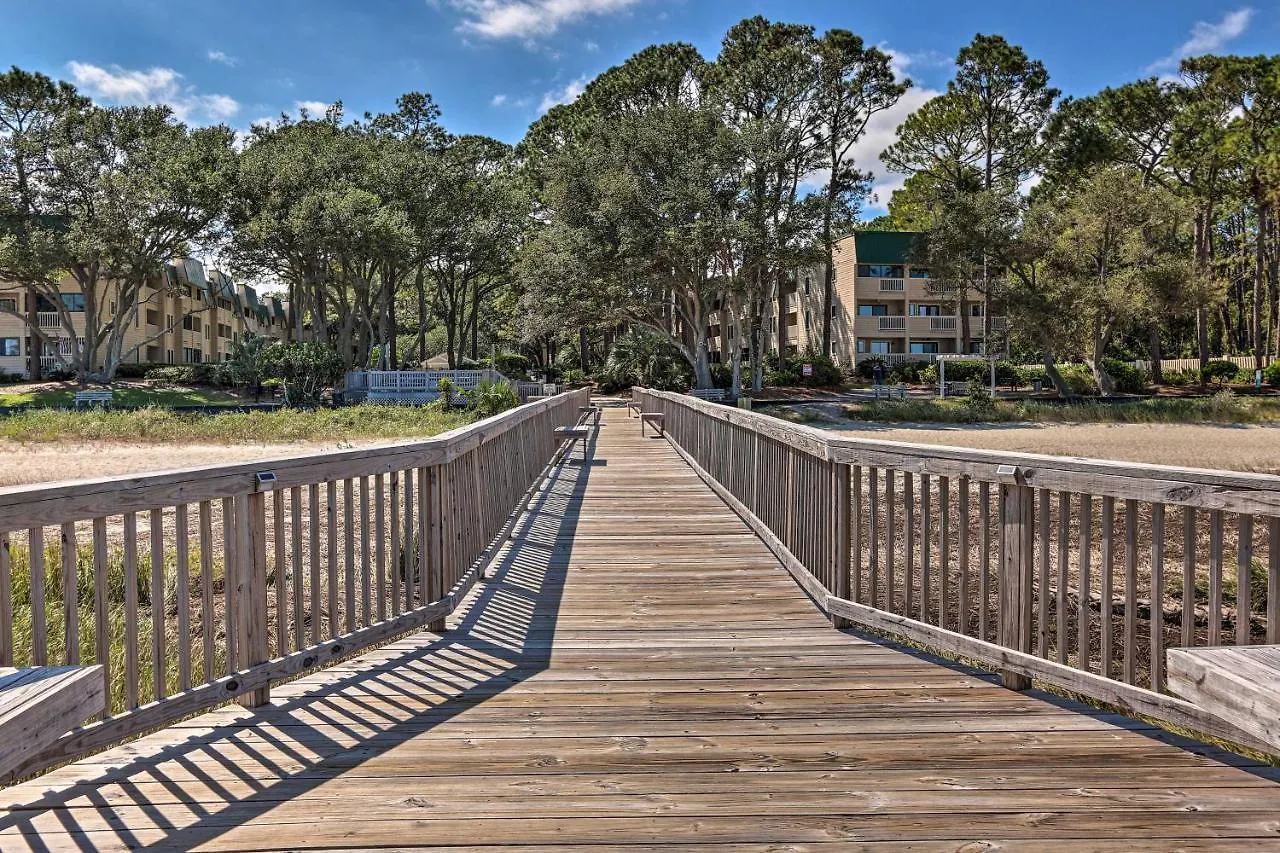 Colorful Hilton Head With And Pool Access! * Hilton Head Island