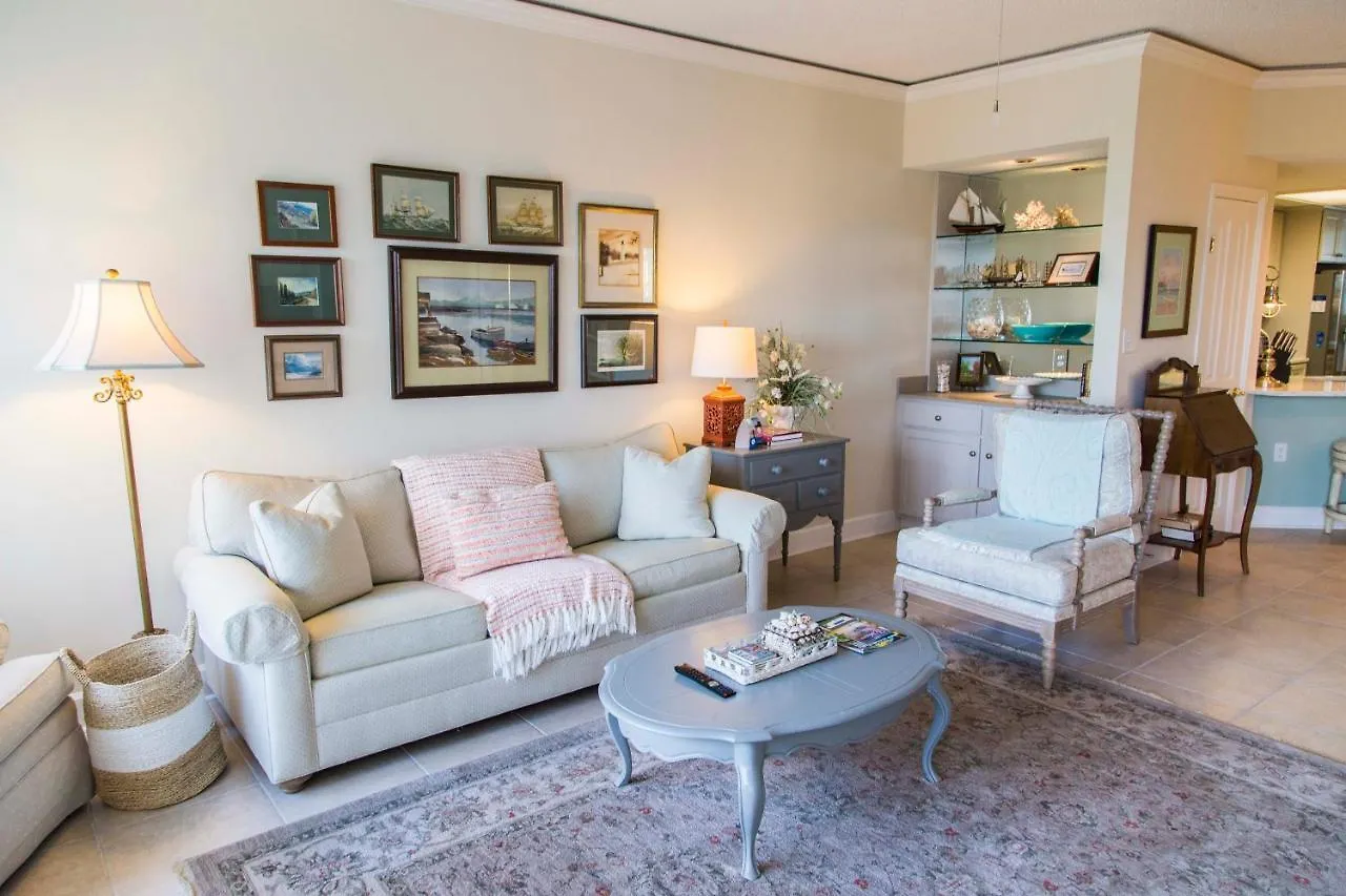 Windsor Court North Holiday home