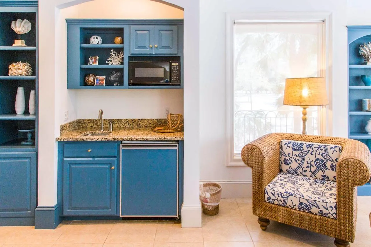 25 Belted Kingfisher Holiday home *