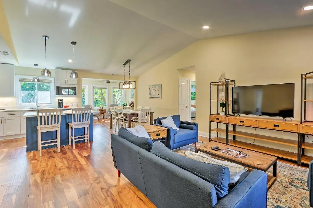 Sea Pines Escape With Deck About 2 Mi To Beach! Hilton Head Island