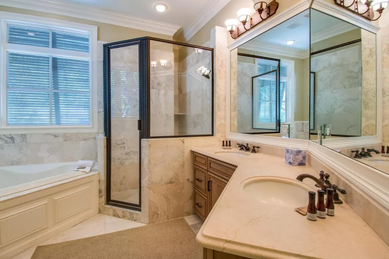 10 Dove Street * Hilton Head Island
