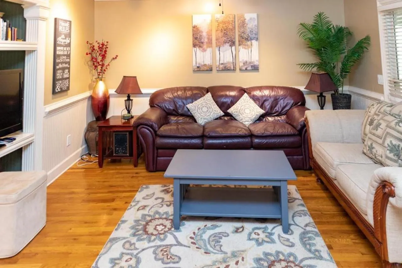 3 Elderberry Lane Holiday home *