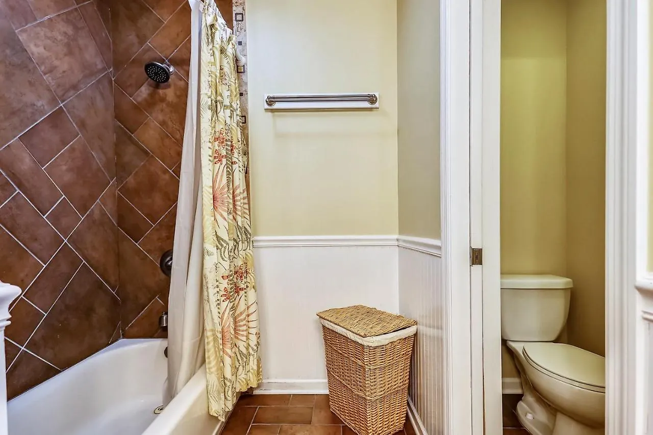4 Pelican Street Holiday home *