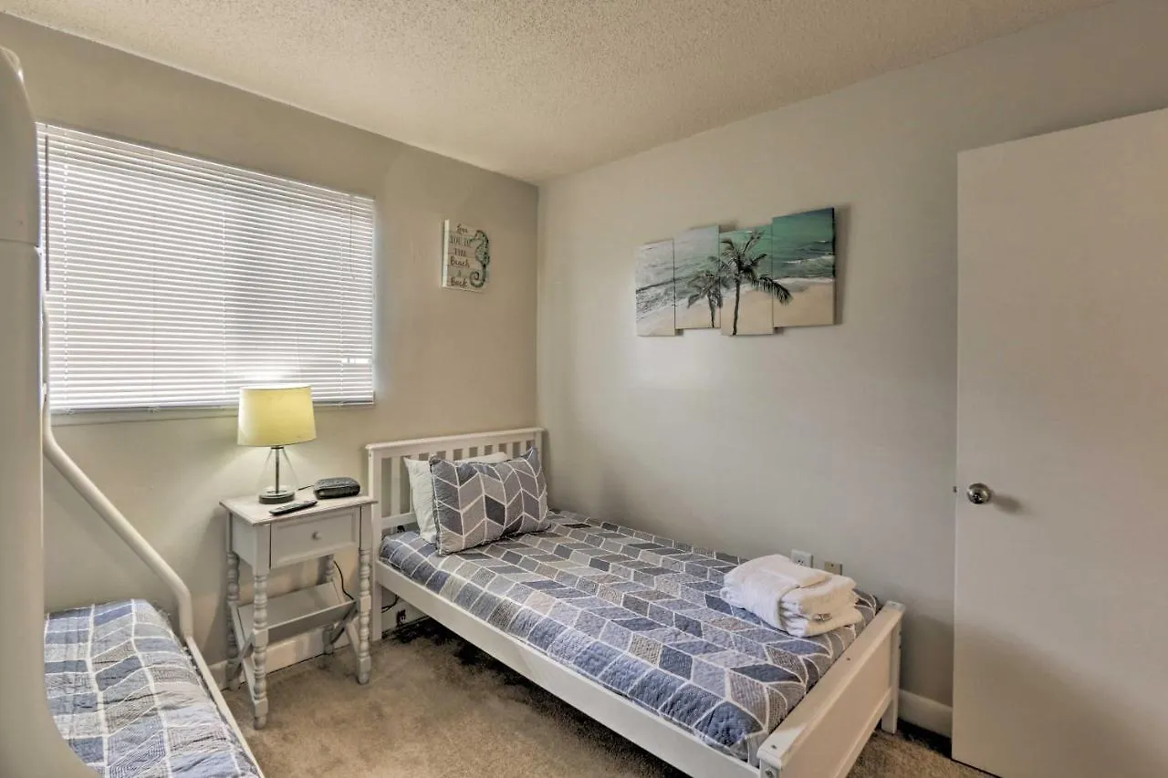 Apartment With Pool And Tennis Less Than 1 Mile To Beach! Hilton Head Island