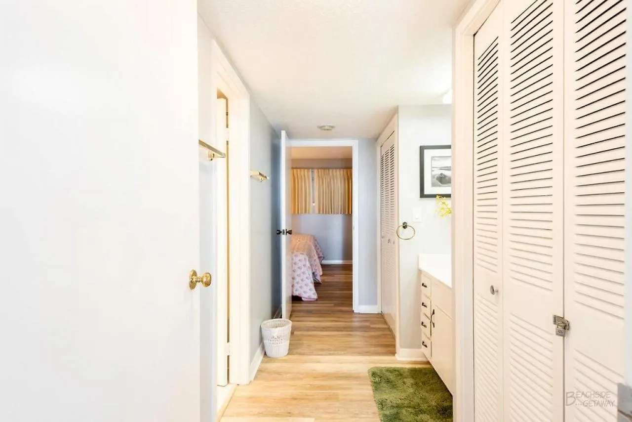 301 Ocean One *