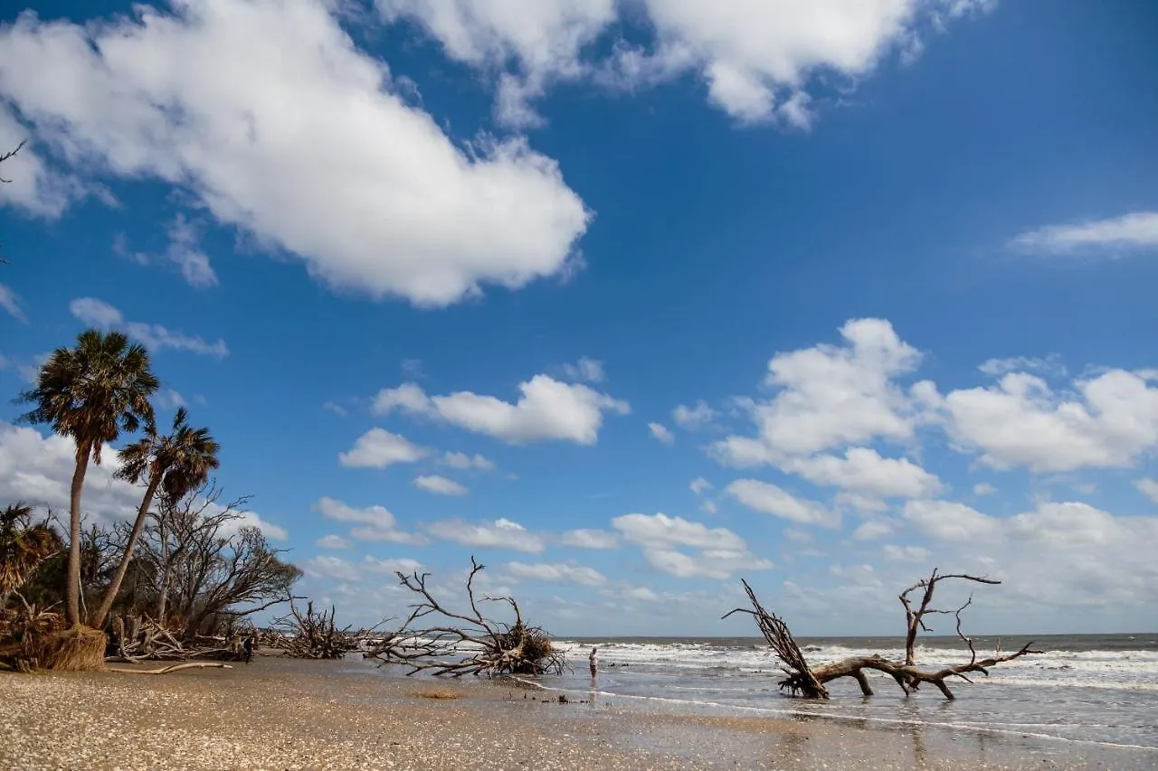 2 Yard Arm * Hilton Head Island