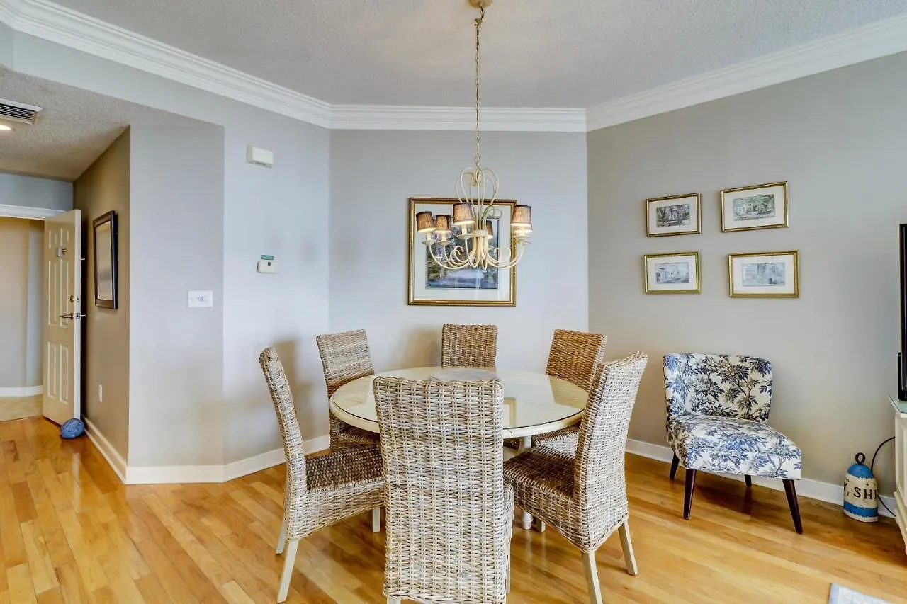 2415 Seacrest * Hilton Head Island