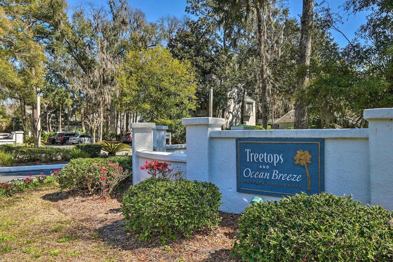 Coastal Oasis With Pool - Walk To Coligny Park *