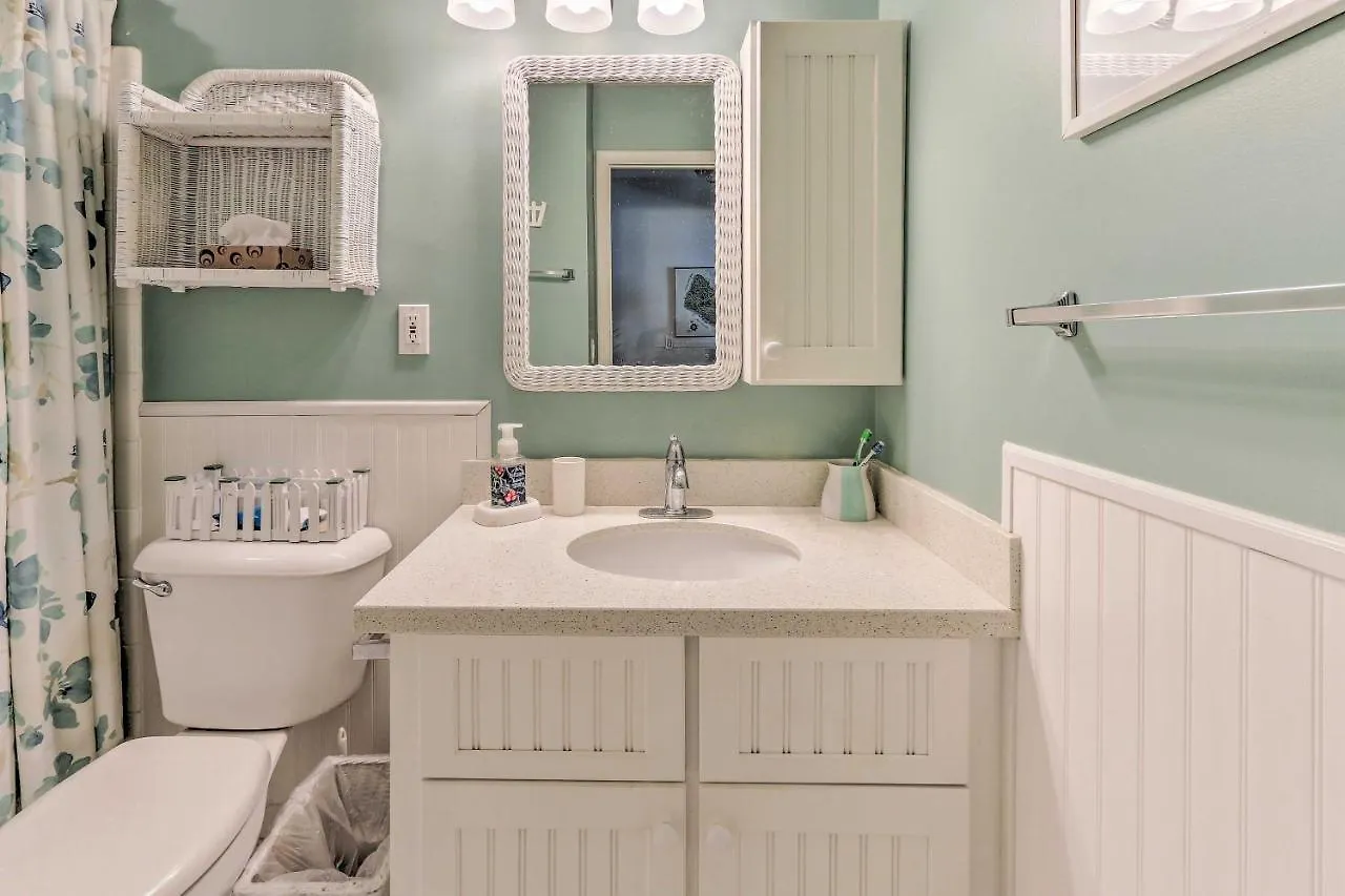 Hilton Head Close To And Coligny Plaza! * Hilton Head Island