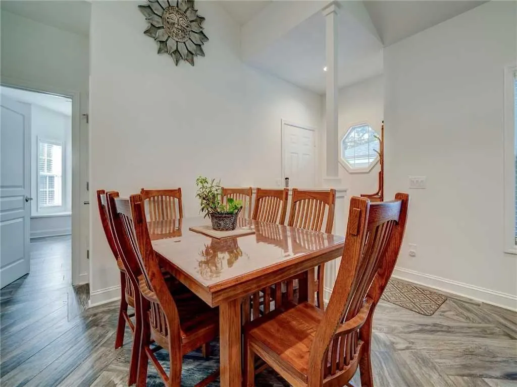 Links 8b, 3 Bedrooms, Golf Views, Pool, Sleeps 8 Apartment