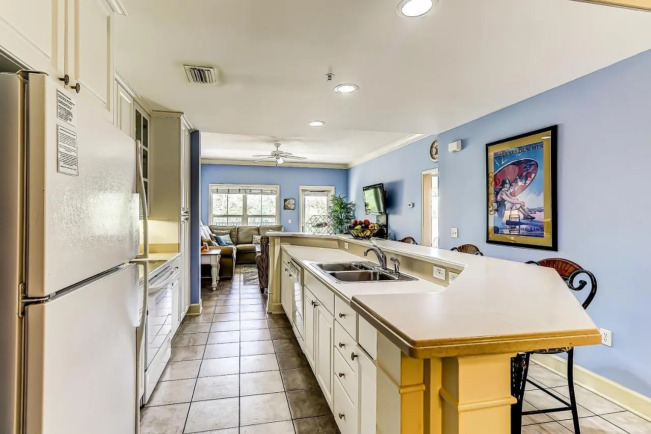 Apartment North Shore Place