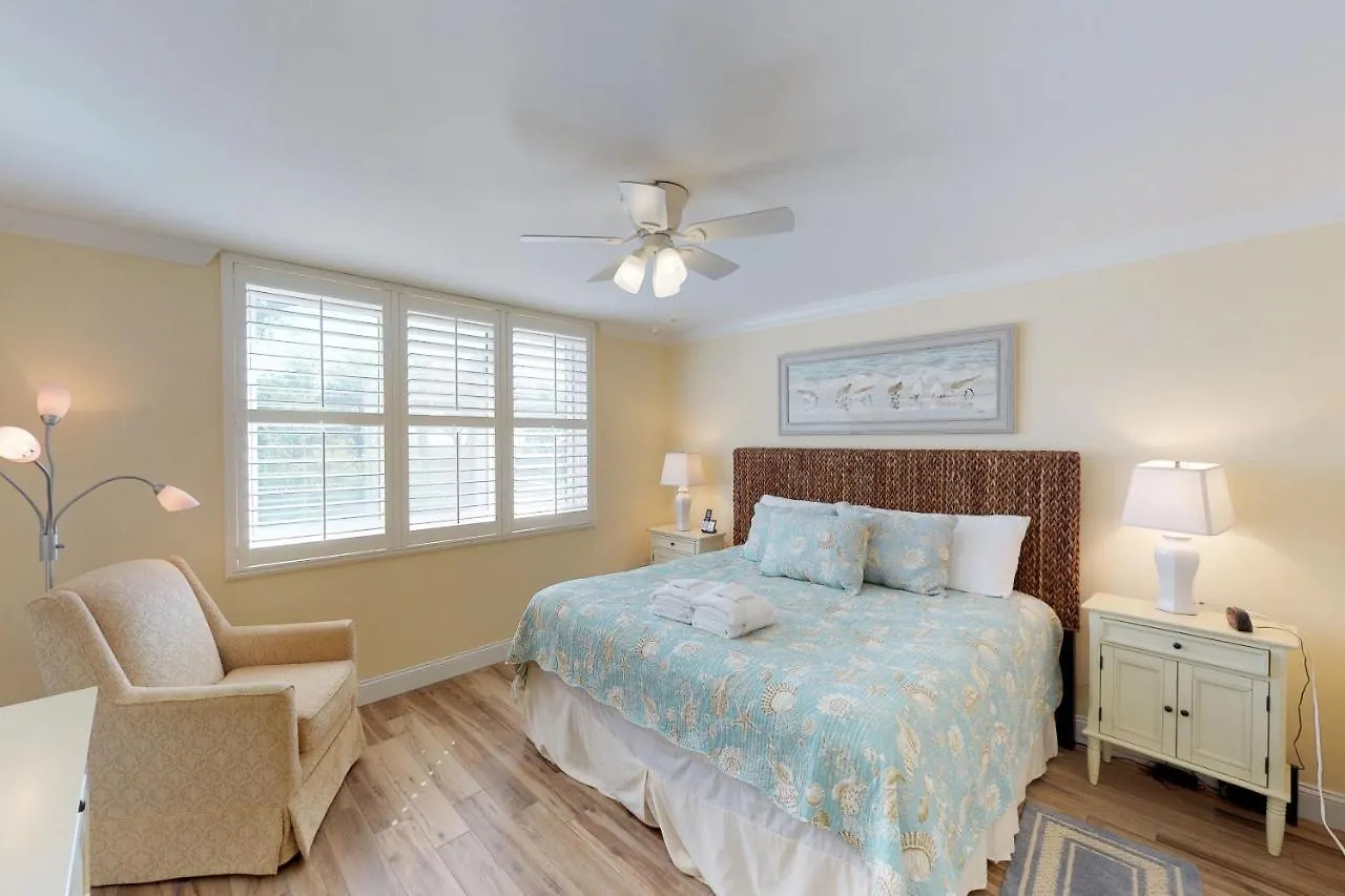 Apartment Island Club 1