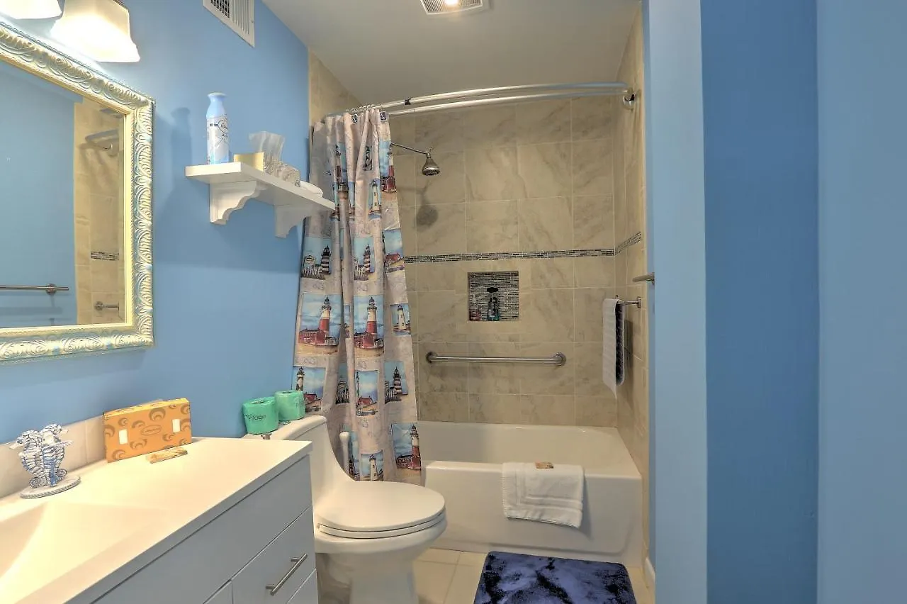 Hilton Head Ahhhh - Newly Remodeled Two Bedroom With Great Views! Apartment Hilton Head Island