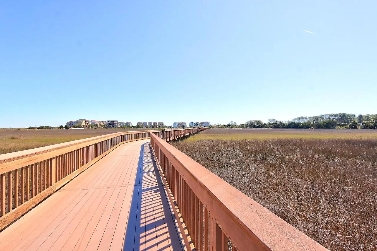 Hilton Head Ahhhh - Newly Remodeled Two Bedroom With Great Views! *
