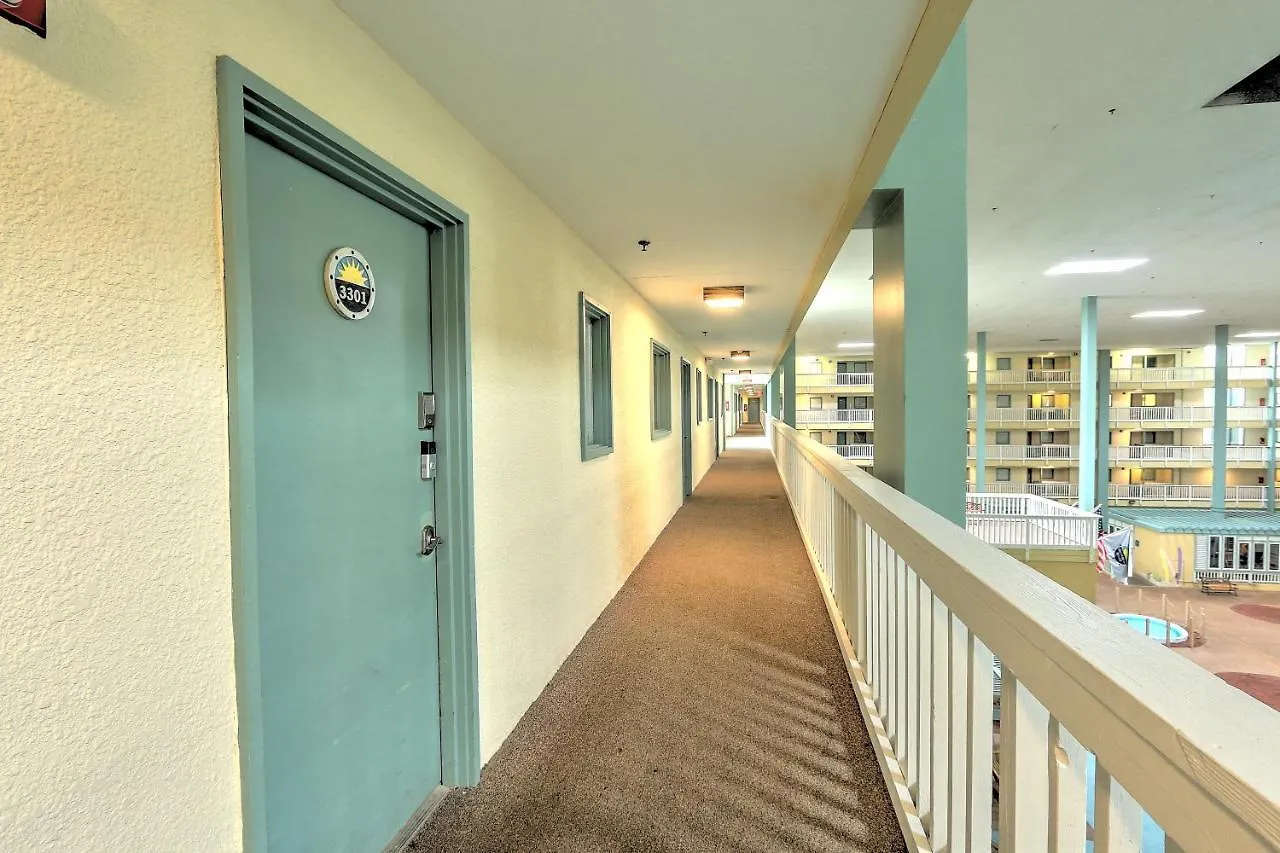 Hilton Head Ahhhh - Newly Remodeled Two Bedroom With Great Views! *