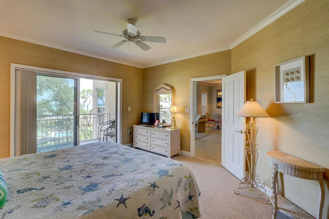 6301 Hampton Place 3 Bedroom Lux Oceanfront Villa