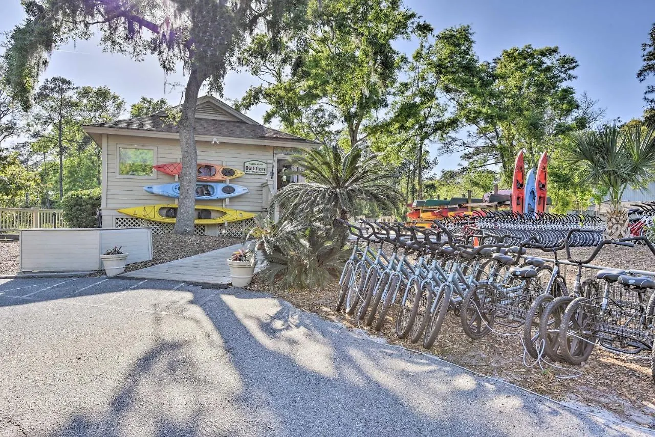 Modern Retreat With Patio And Bbq Less Than 1 Mi To Beach! * Hilton Head Island