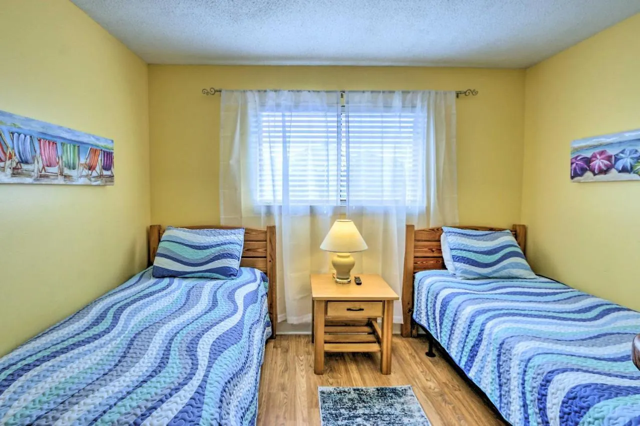 Coastal Hilton Head With Pool Access! *