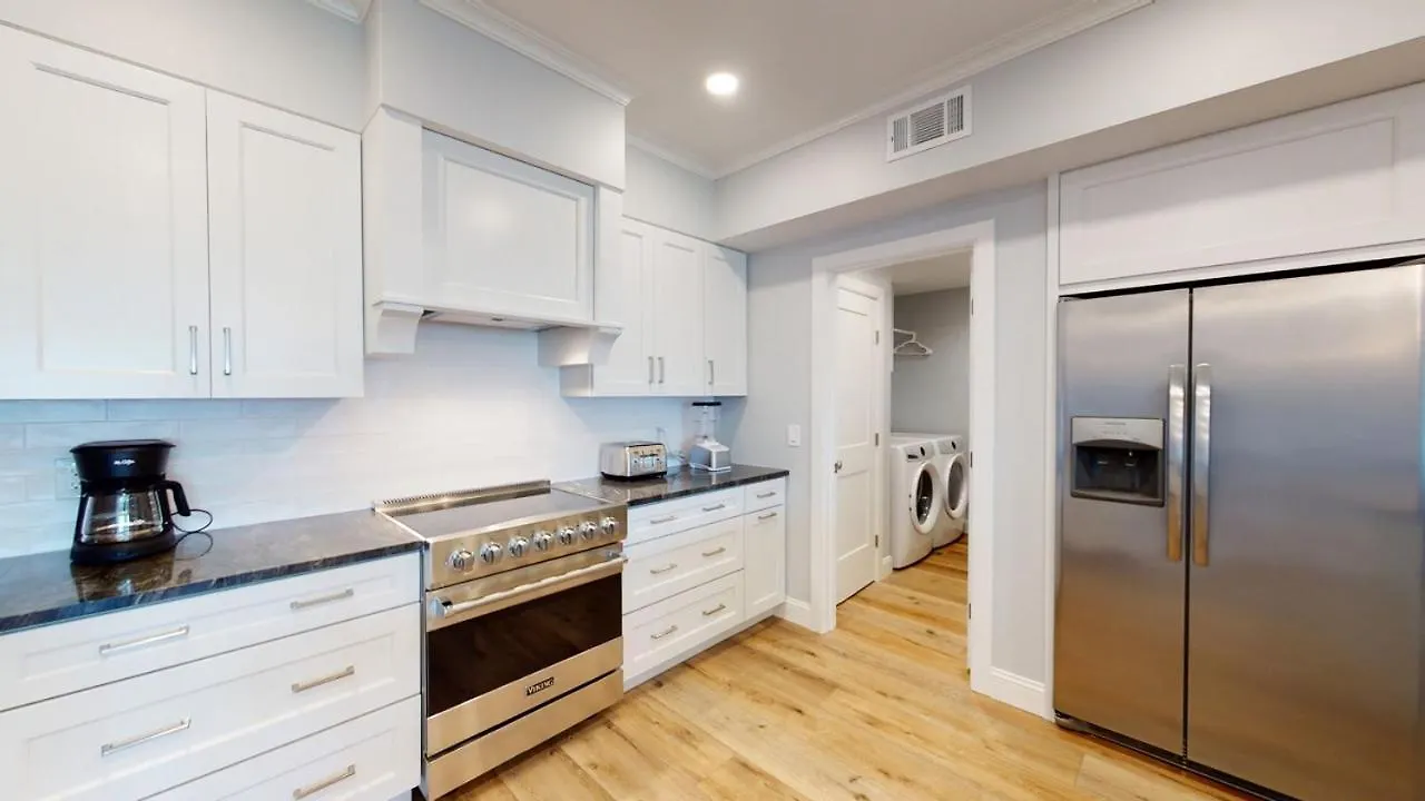 5107 Hampton Place South Holiday home *