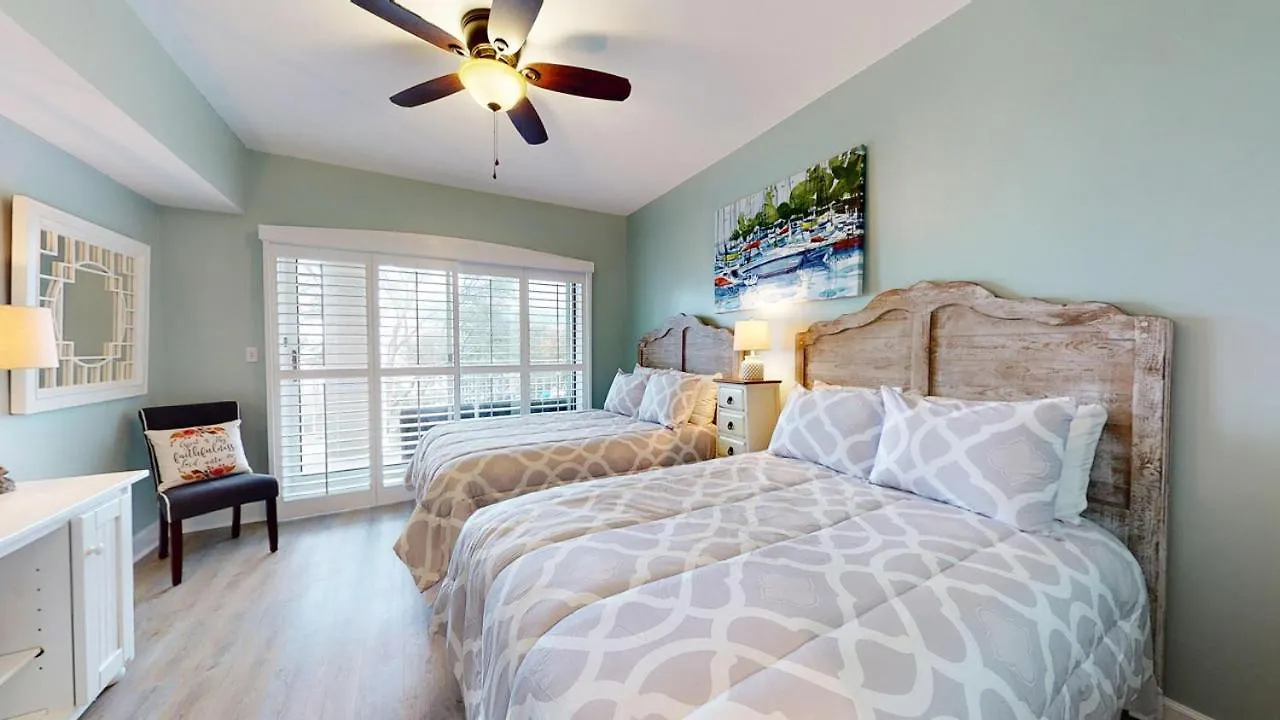 5402 Hampton Place South 别墅
