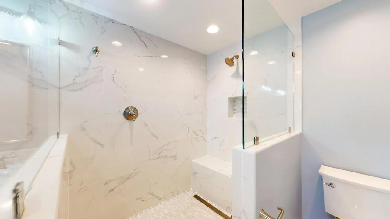 5107 Hampton Place South * Hilton Head Island
