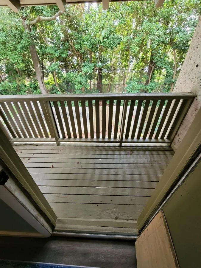Hhi Homes- Newly Renovated Cozy Modern Pet-friendly Villa-ideal Location 别墅 *
