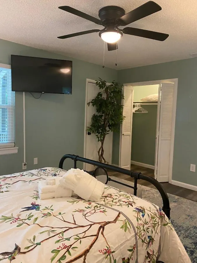 Hhi Homes- Newly Renovated Cozy Modern Pet-friendly Villa-ideal Location 别墅 希爾頓黑德島