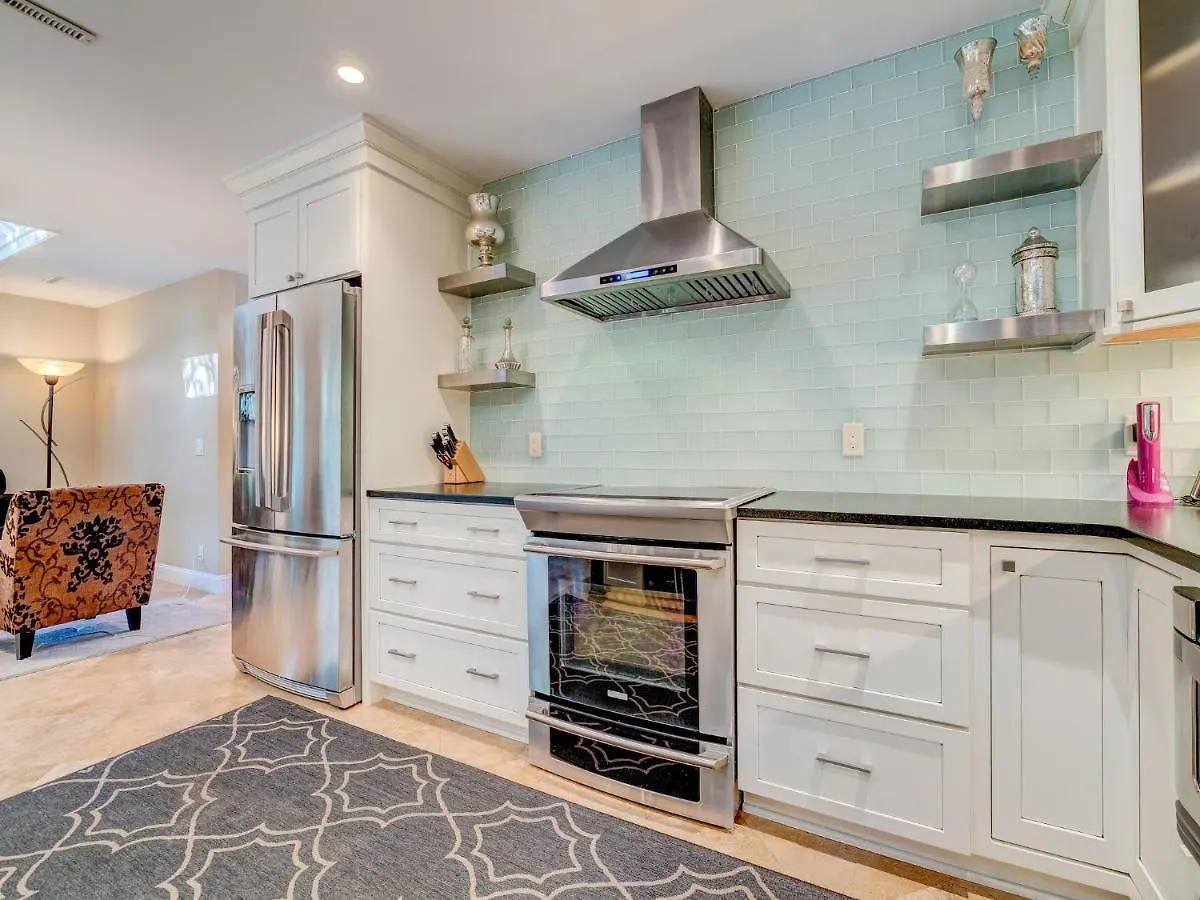 Jessamine 7, 3 Bedrooms, Walk To Beach, Sleeps 8 ヒルトンヘッドアイランド