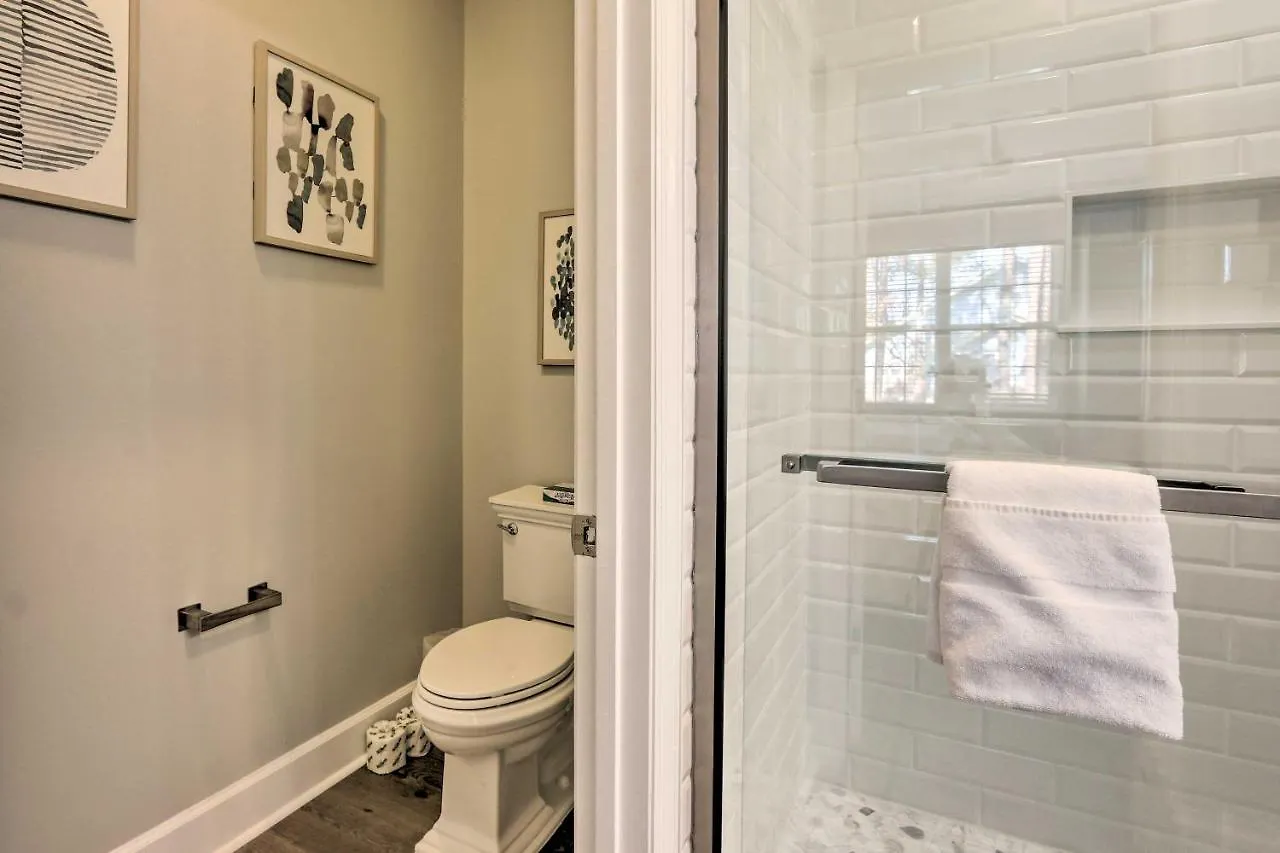 Coastal Hilton Head Retreat With Pool Access! *