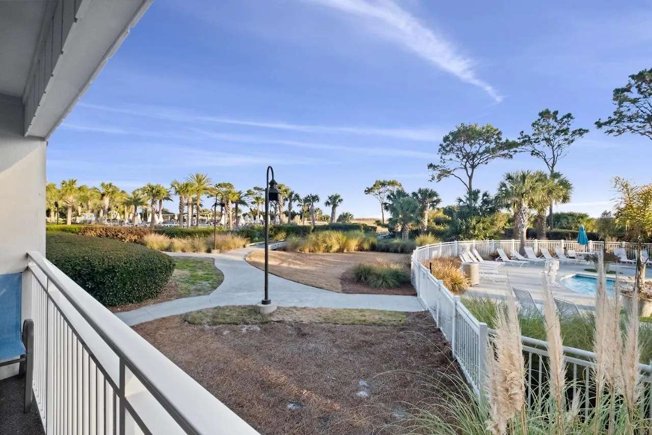 Ocean Dunes Villas: Beachfront Retreat With Heated Pool Aparthotel Hilton Head Island
