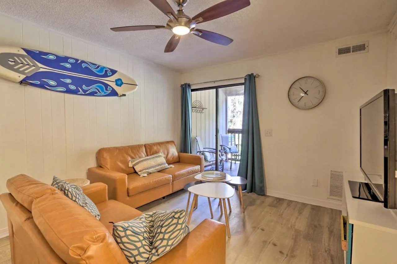 아파트 Hilton Head With Covered Balcony And Pool Access