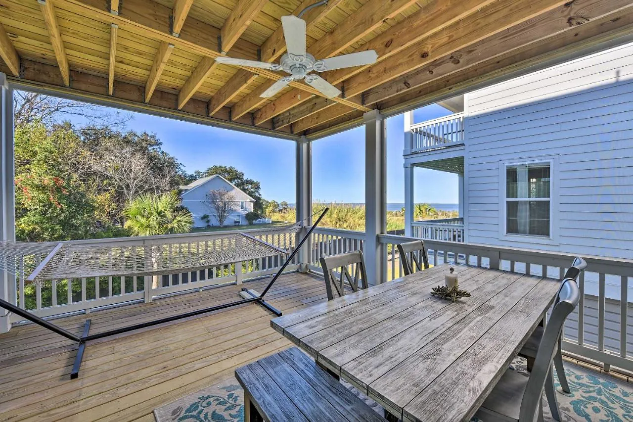 Breezy Hilton Head Getaway 3 Decks And Water Views! Сasa de vacaciones