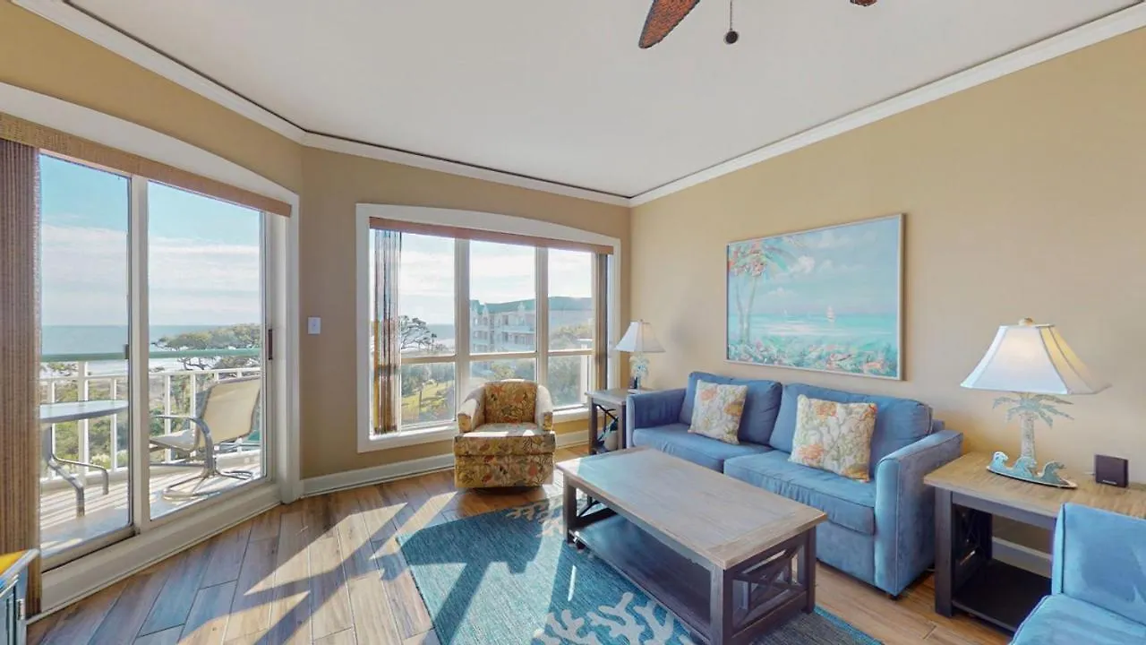 4505 Windsor Court North Villa