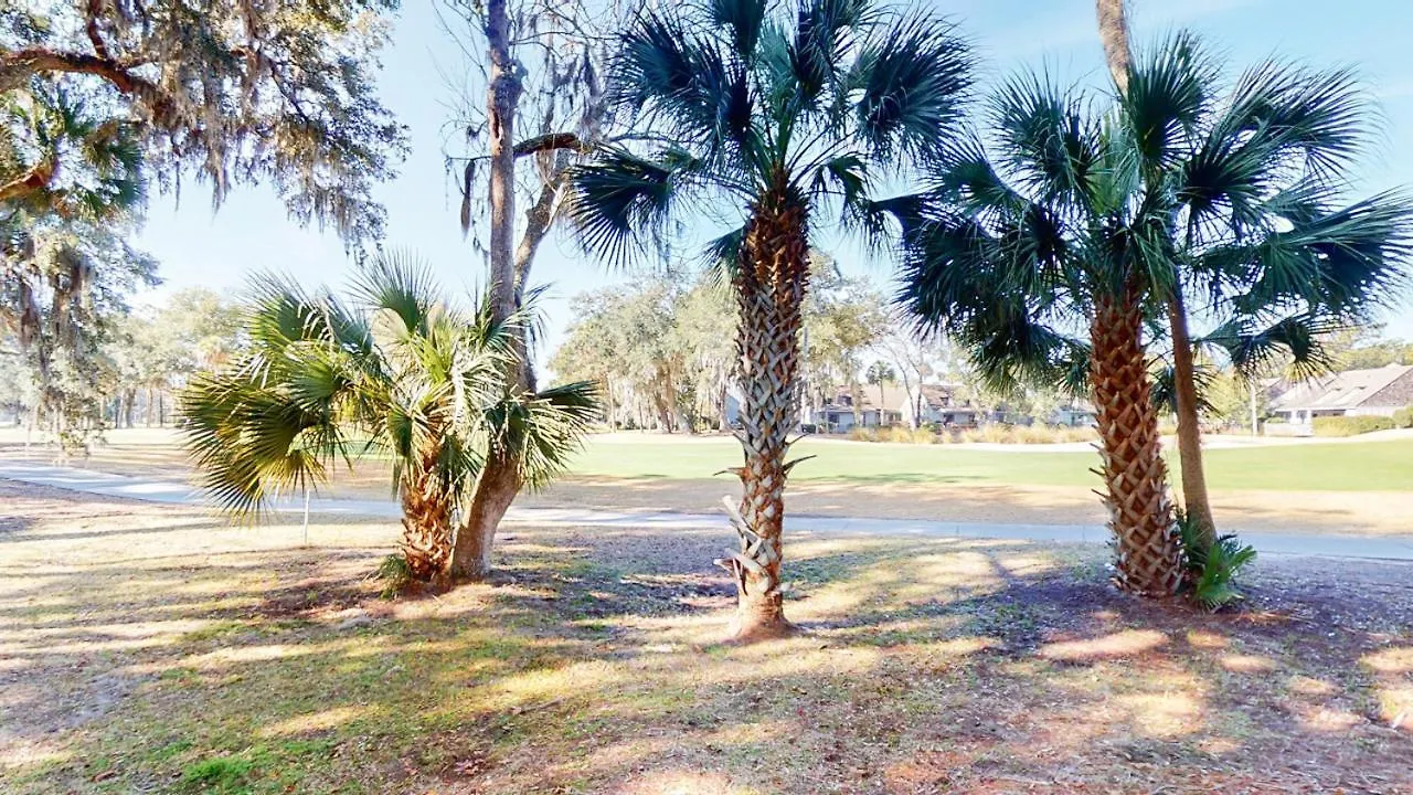 27 Water Oak * Hilton Head Island