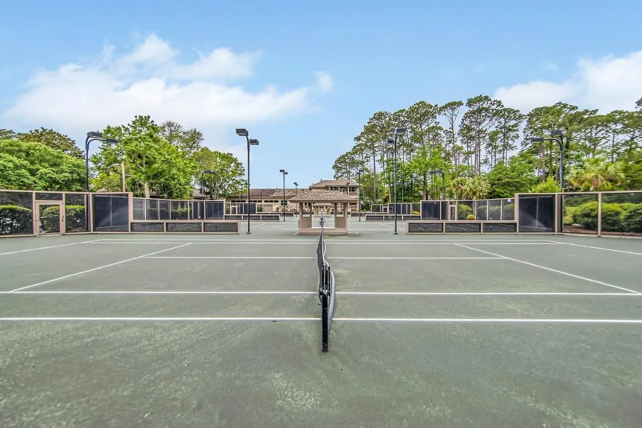 New Listing 49 Governors Rd Renovated Luxurious Sea Pines Sleeps 8 *
