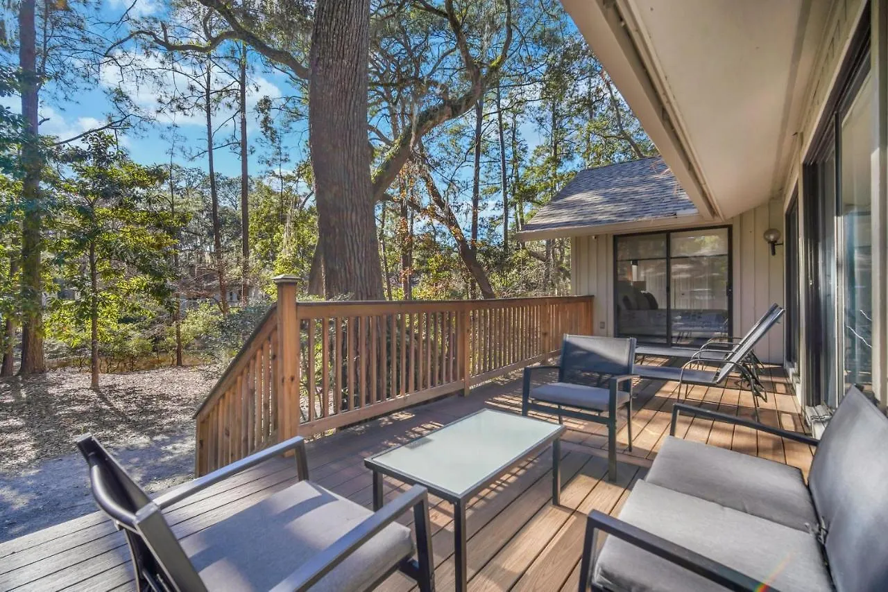 New Listing 49 Governors Rd Renovated Luxurious Sea Pines Sleeps 8 Holiday home