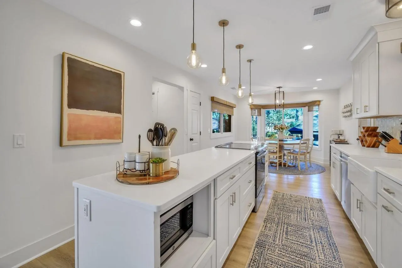 New Listing 49 Governors Rd Renovated Luxurious Sea Pines Sleeps 8 * Hilton Head Island