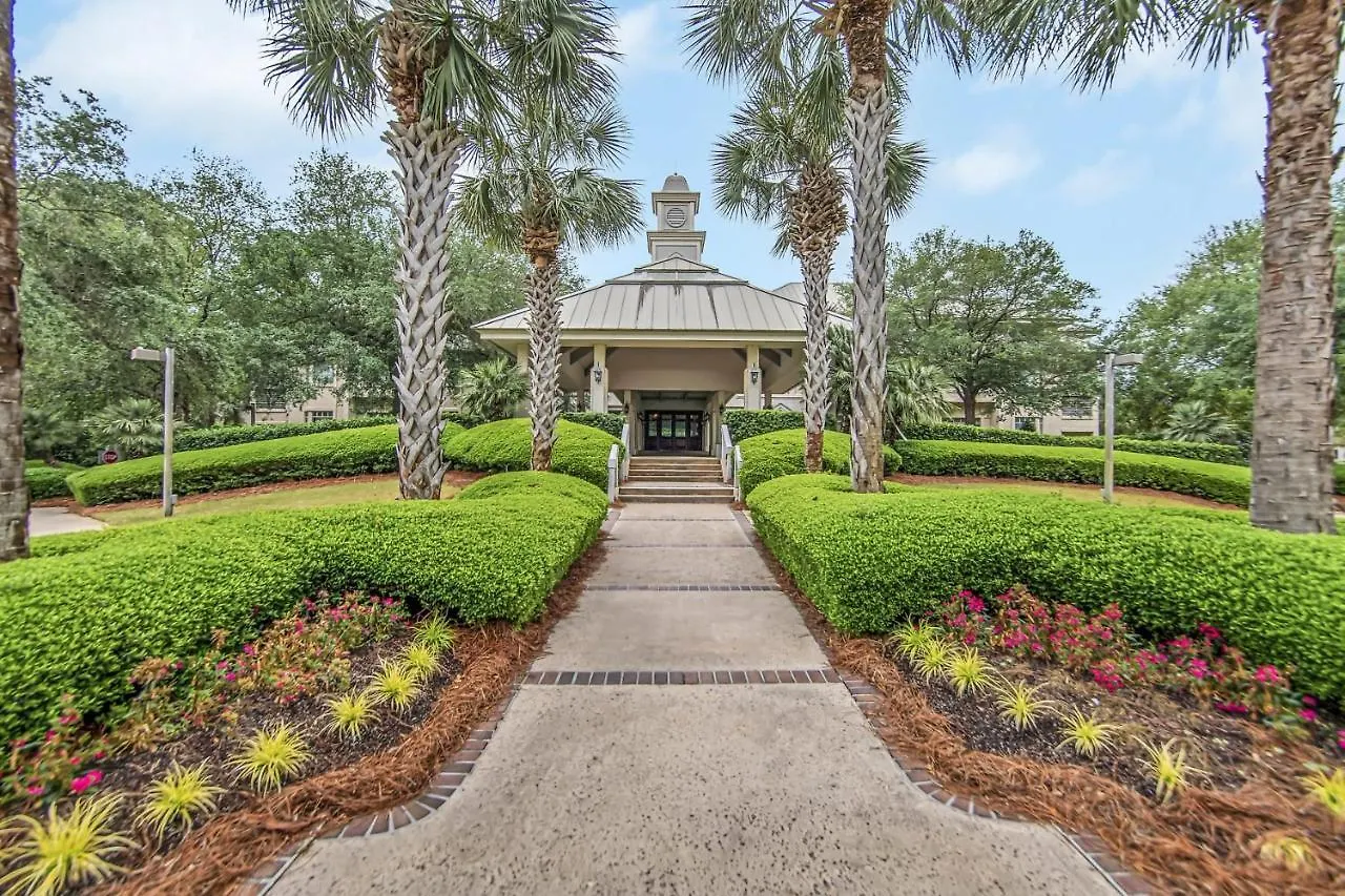New Listing 49 Governors Rd Renovated Luxurious Sea Pines Sleeps 8