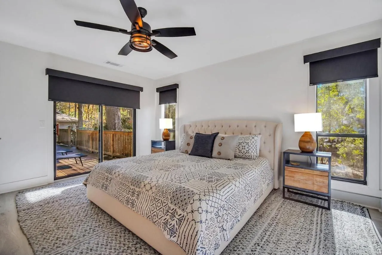 New Listing 49 Governors Rd Renovated Luxurious Sea Pines Sleeps 8 *