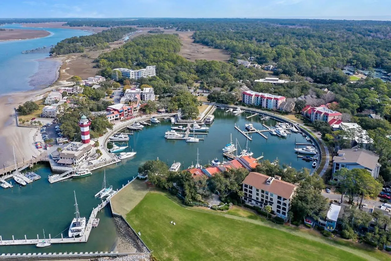 New Listing 49 Governors Rd Renovated Luxurious Sea Pines Sleeps 8 *