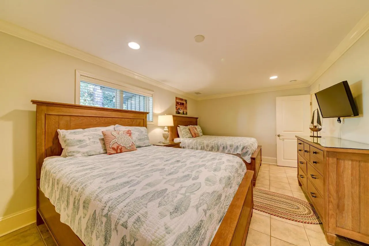 28 Surf Scoter 2nd Row Steps From The Renovated *
