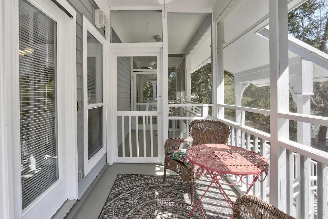 Quaint Hilton Head With Pool And Hot Tub Access!