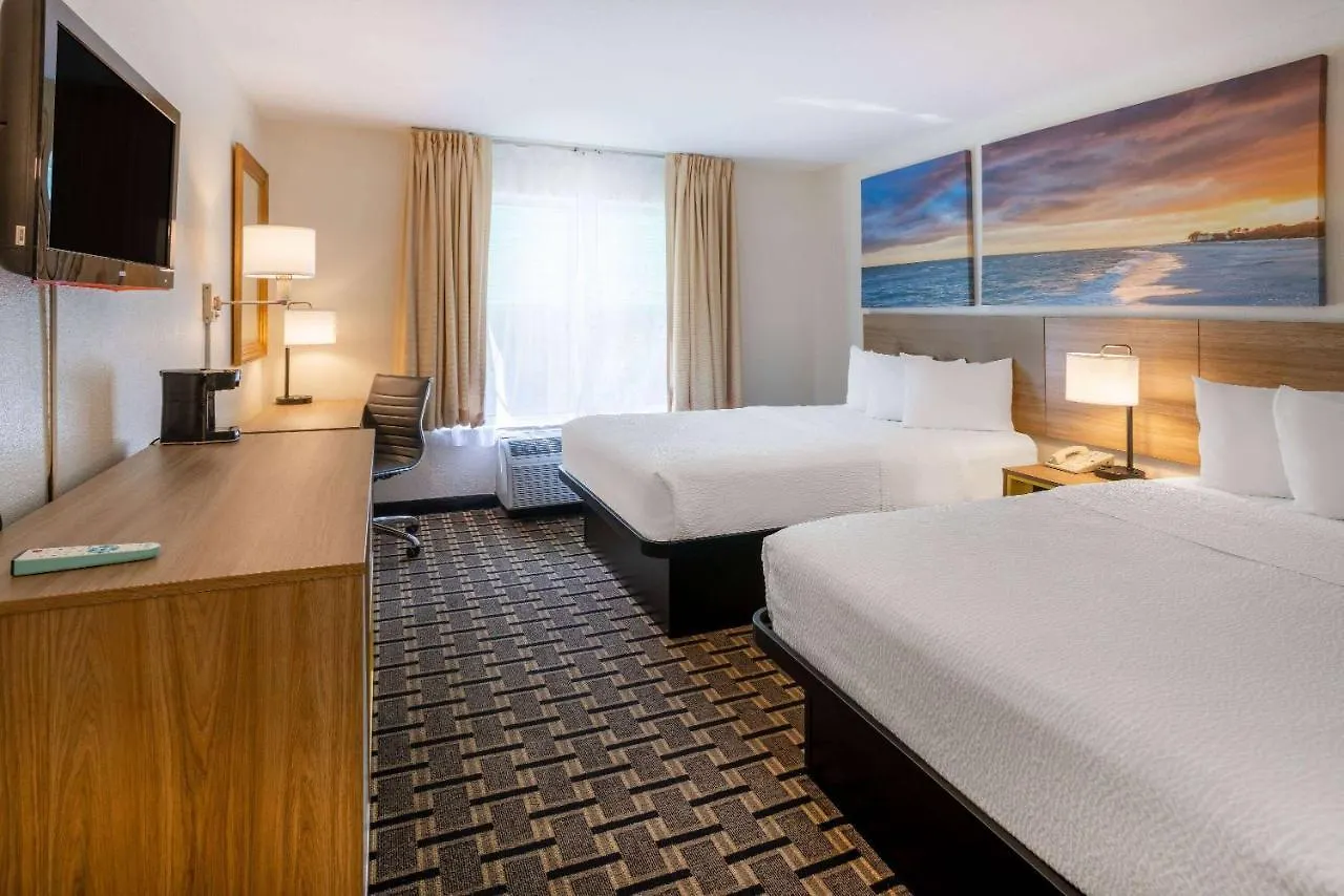 Carolina A Days By Wyndham Отель 3*