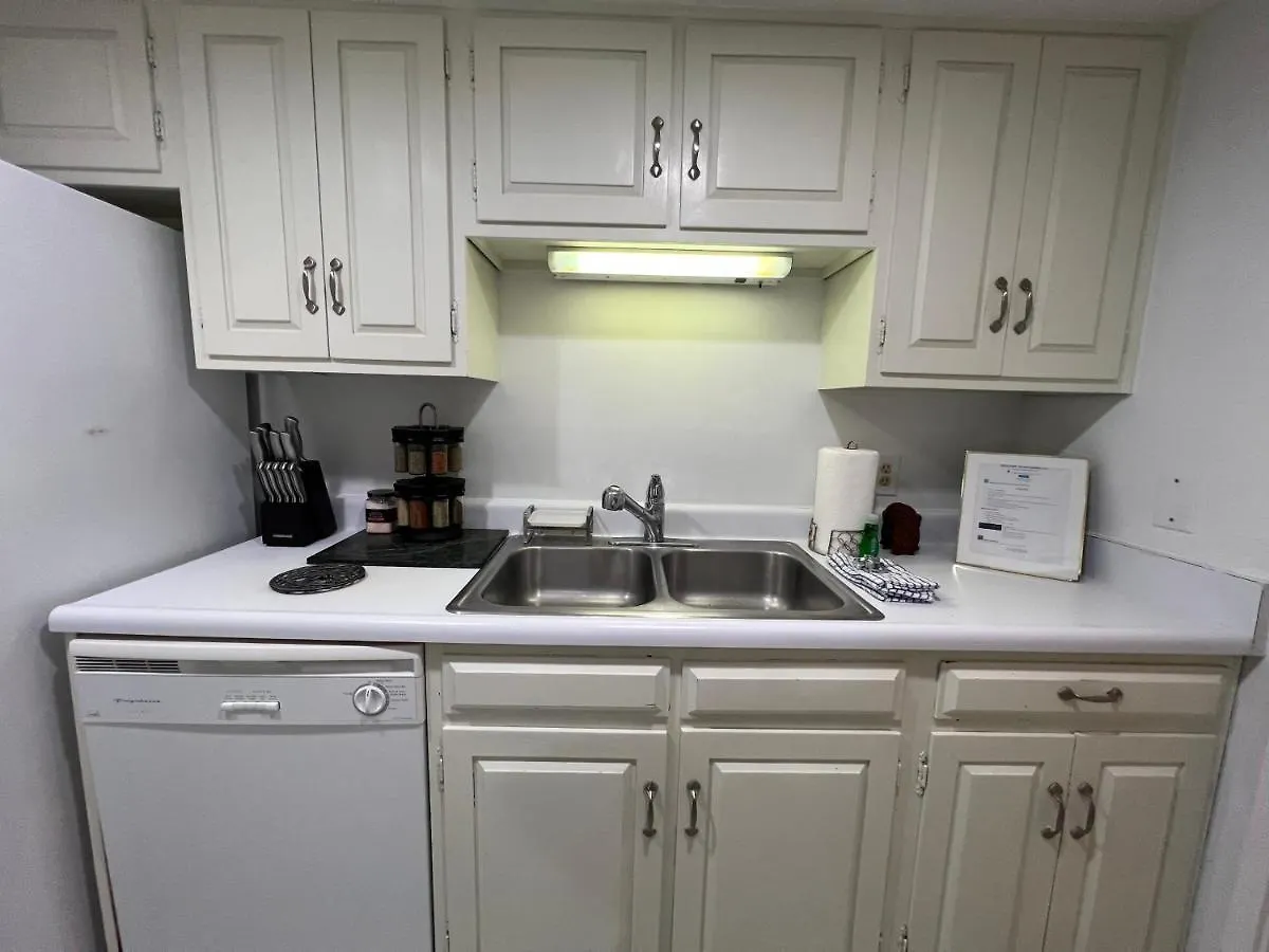 Villa Spacious, Cozy W/parking In Coligny