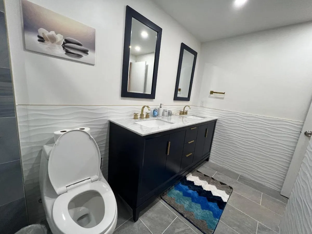 Villa Spacious, Cozy W/parking In Coligny *