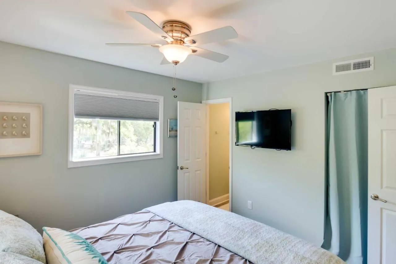 Hilton Head With Pool Access Less Than Half Mi To Appartement